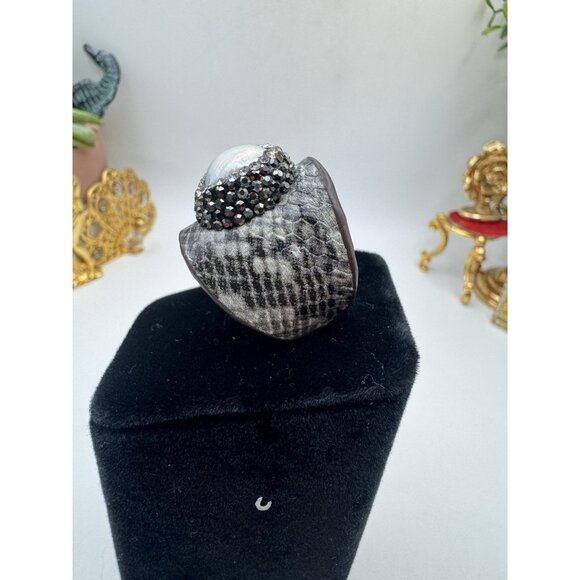 Snake Skin Baroque Pearl Marcasite And Rhinestone Wide Ring - Picture 7 of 11